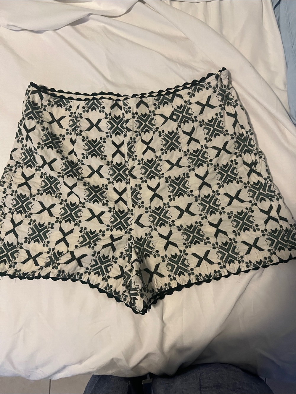 Zara Women's Embroidered Cream and Dark Green Shorts